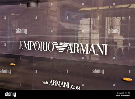 armani europe online shop.